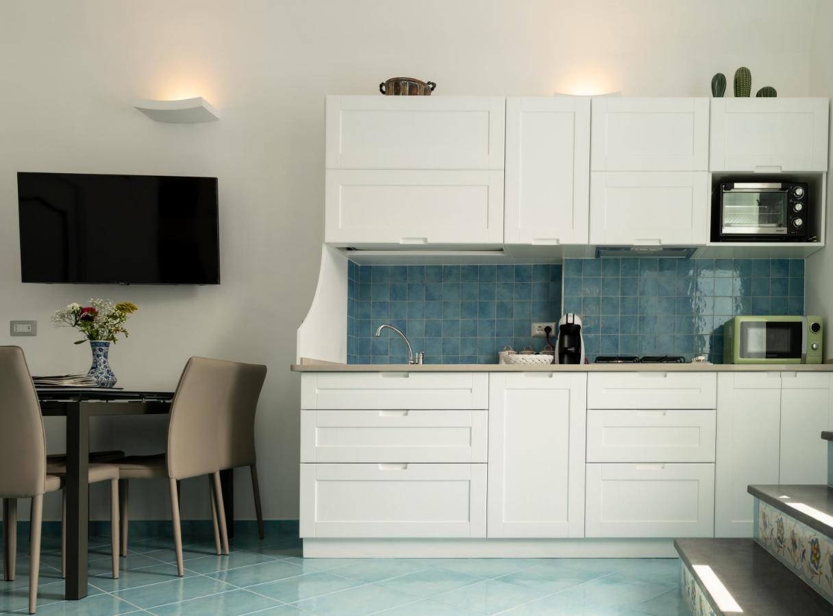 Grecale - Amazing Apartment With Patio And Sea View 马奥莱 外观 照片