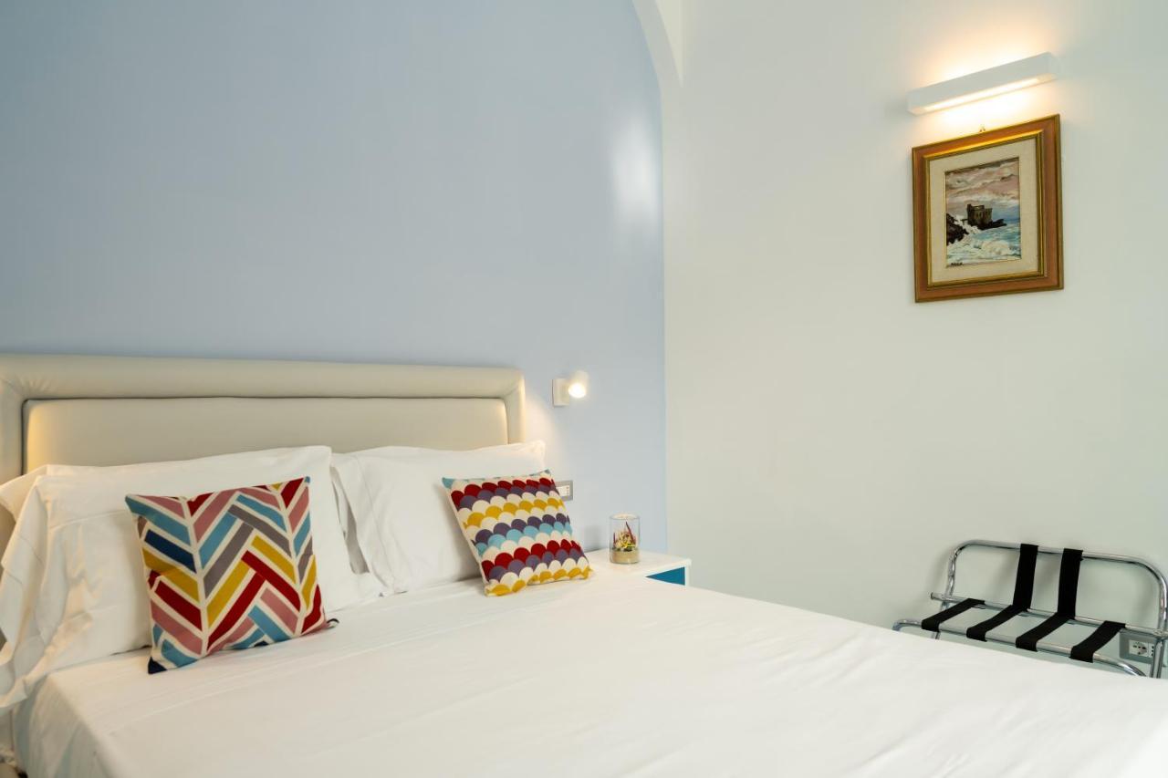 Grecale - Amazing Apartment With Patio And Sea View 马奥莱 外观 照片